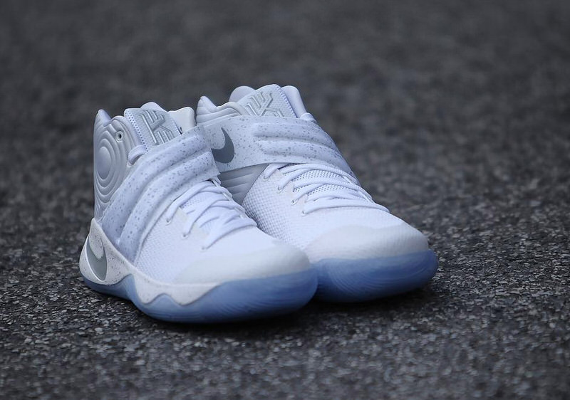 Nike Kyrie 2 White Speckle