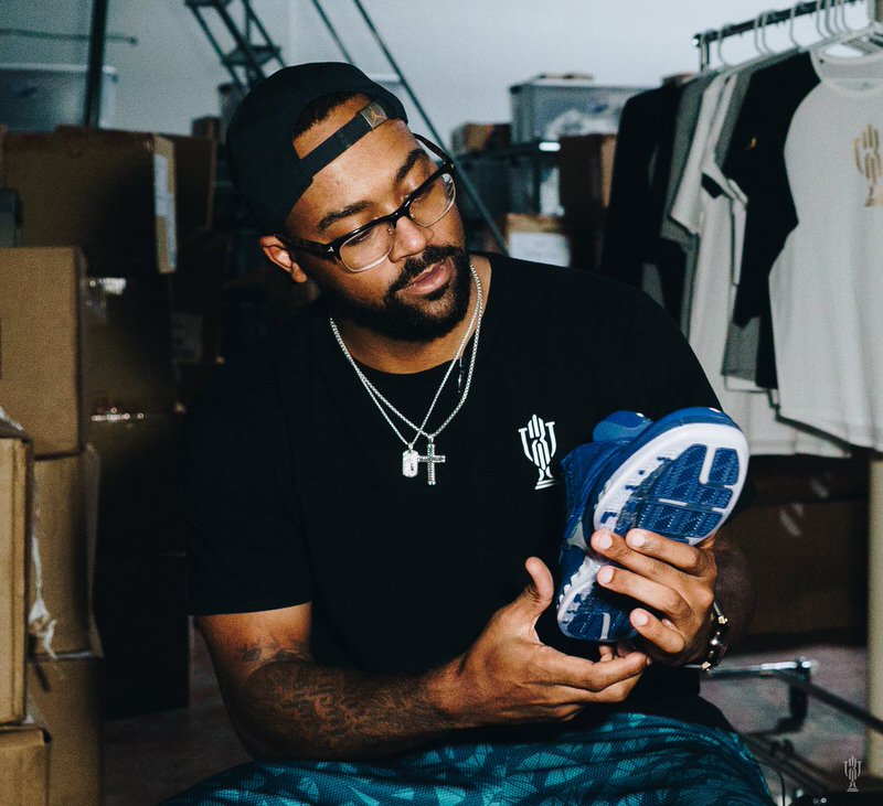 Air Jordan 16 "French Blue" Trophy Room Exclusive