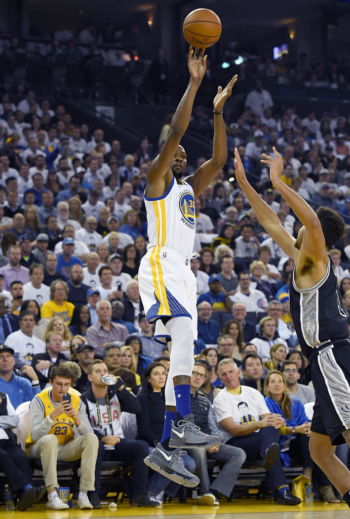 Kevin Durant fades away in the Nike KD 9 "Battle Grey"