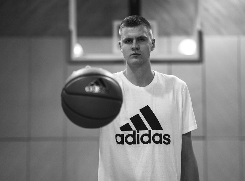 adidas_porzingis_bw_4-1200