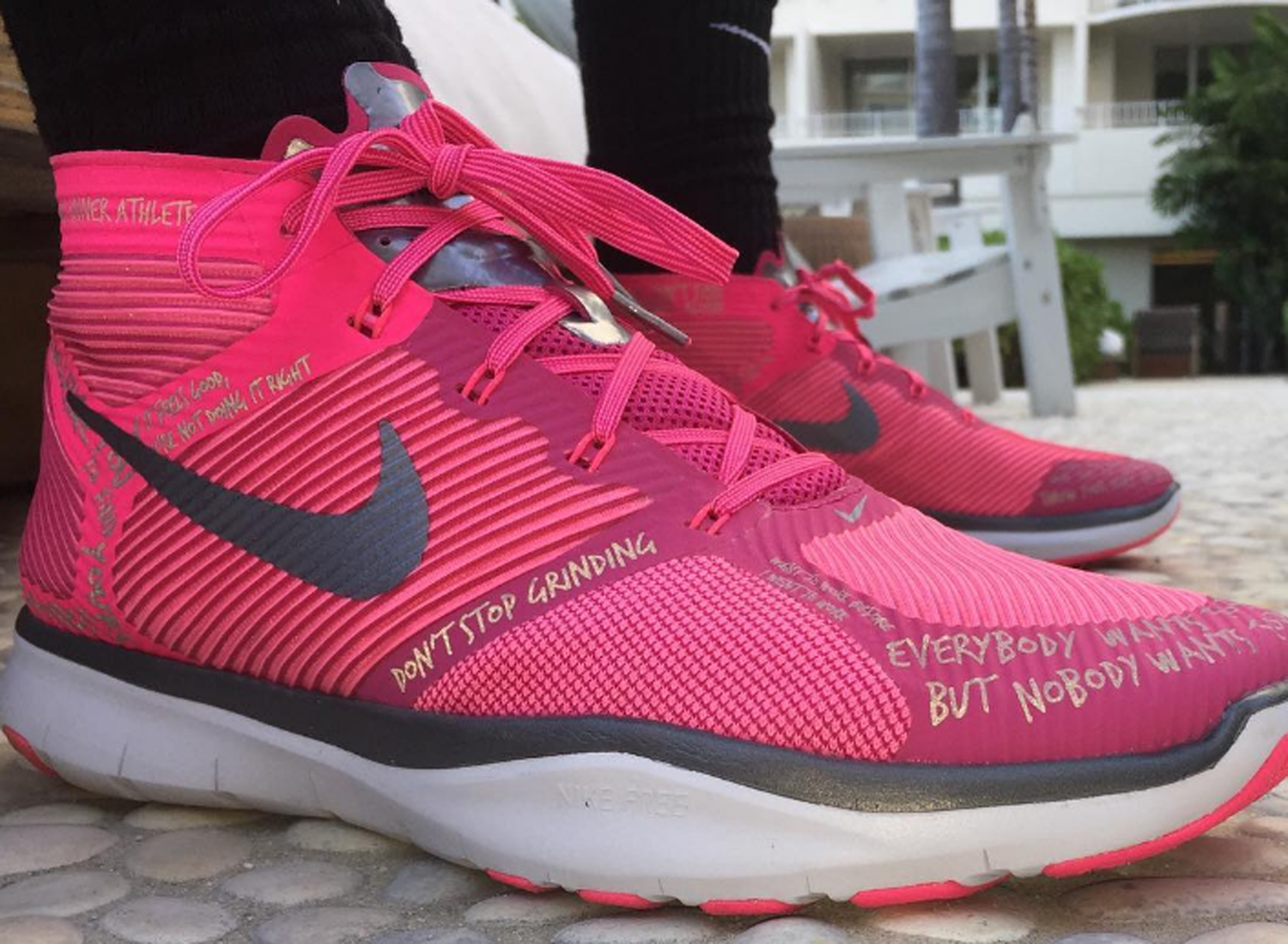 Nike Hustle Hart "Breast Cancer Awareness" // Preview