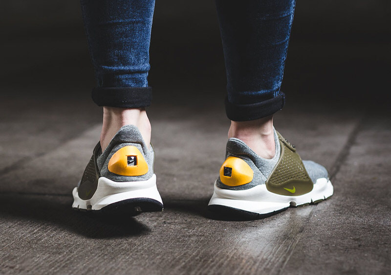 Nike WMNS Sock Dart SE