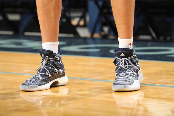 MEMPHIS, TN - OCTOBER 3: The sneakers of Chandler Parsons #25 of the Memphis Grizzlies before the game against the Orlando Magic during a preseason game on October 3, 2016 at FedExForum in Memphis, Tennessee. NOTE TO USER: User expressly acknowledges and agrees that, by downloading and or using this photograph, User is consenting to the terms and conditions of the Getty Images License Agreement. Mandatory Copyright Notice: Copyright 2016 NBAE (Photo by Joe Murphy/NBAE via Getty Images)