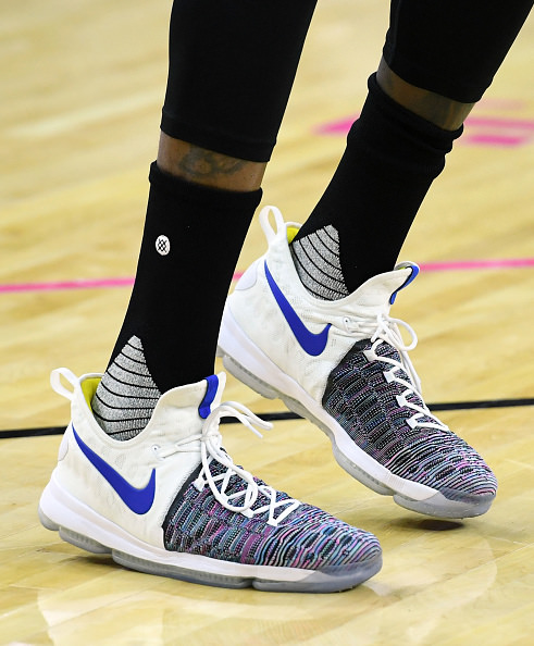 LAS VEGAS, NV - OCTOBER 15: Kevin Durant #35 of the Golden State Warriors wears wears Nike KD 9 Multicolor sneakers during warmups before a preseason game against the Los Angeles Lakers at T-Mobile Arena on October 15, 2016 in Las Vegas, Nevada. Golden State won 112-107. NOTE TO USER: User expressly acknowledges and agrees that, by downloading and or using this photograph, User is consenting to the terms and conditions of the Getty Images License Agreement. (Photo by Ethan Miller/Getty Images)