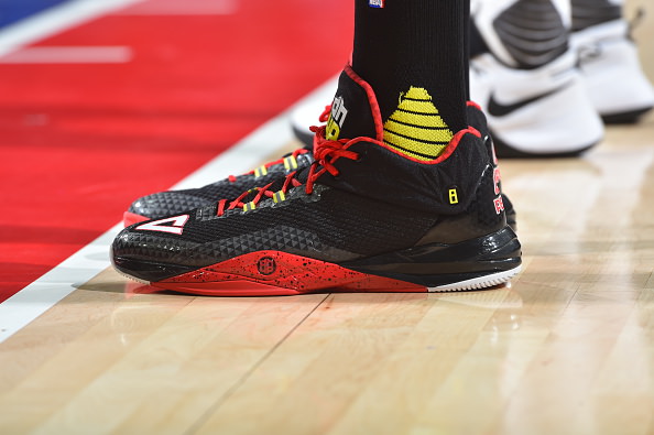 PHILADELPHIA,PA - OCTOBER 29: Dwight Howard #8 of the Atlanta Hawks showcases his sneakers against the Philadelphia 76ers during a game at the Wells Fargo Center on October 29, 2016 in Philadelphia, Pennsylvania NOTE TO USER: User expressly acknowledges and agrees that, by downloading and/or using this Photograph, user is consenting to the terms and conditions of the Getty Images License Agreement. Mandatory Copyright Notice: Copyright 2016 NBAE (Photo by Jesse D. Garrabrant/NBAE via Getty Images)