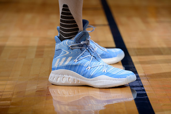 DENVER, CO - OCTOBER 29: The sneakers of Danilo Gallinari #8 of the Denver Nuggets are seen during a game against the Portland Trail Blazers on October 29, 2016 at the Pepsi Center in Denver, Colorado. NOTE TO USER: User expressly acknowledges and agrees that, by downloading and/or using this photograph, user is consenting to the terms and conditions of the Getty Images License Agreement. Mandatory Copyright Notice: Copyright 2016 NBAE (Photo by Bart Young/NBAE via Getty Images)