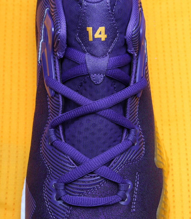 brandon-ingram-adidas-crazylight-boost-2016-pe-lakers-7