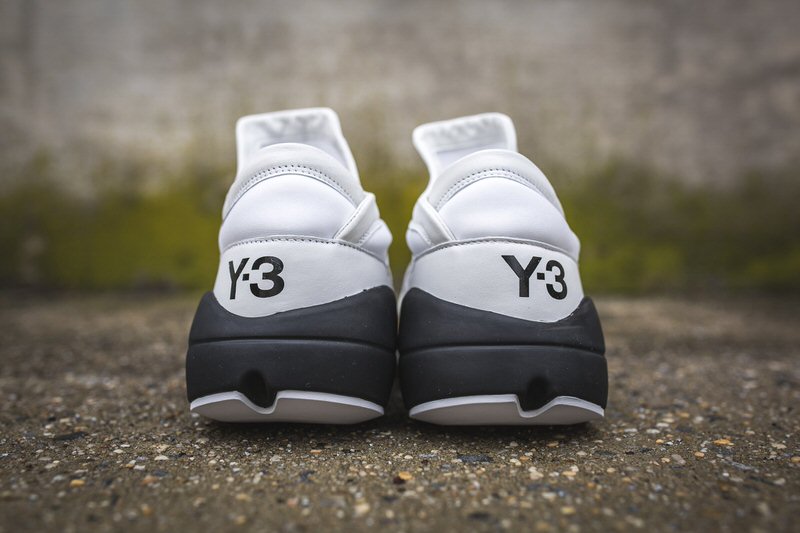Y3 future low hotsell
