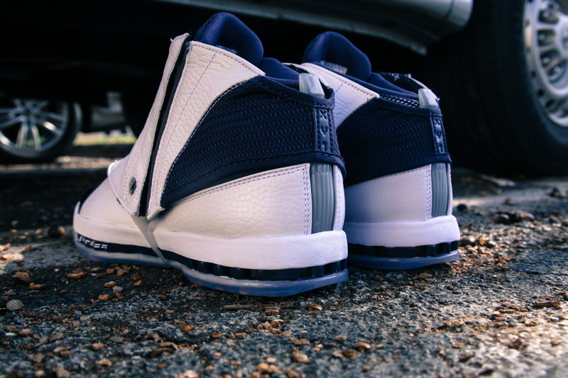 Air Jordan 16 "Midnight Navy"