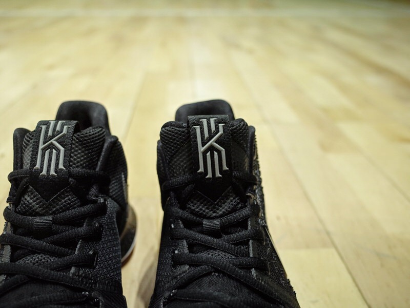 Nike Kyrie 3 "Black Ice"