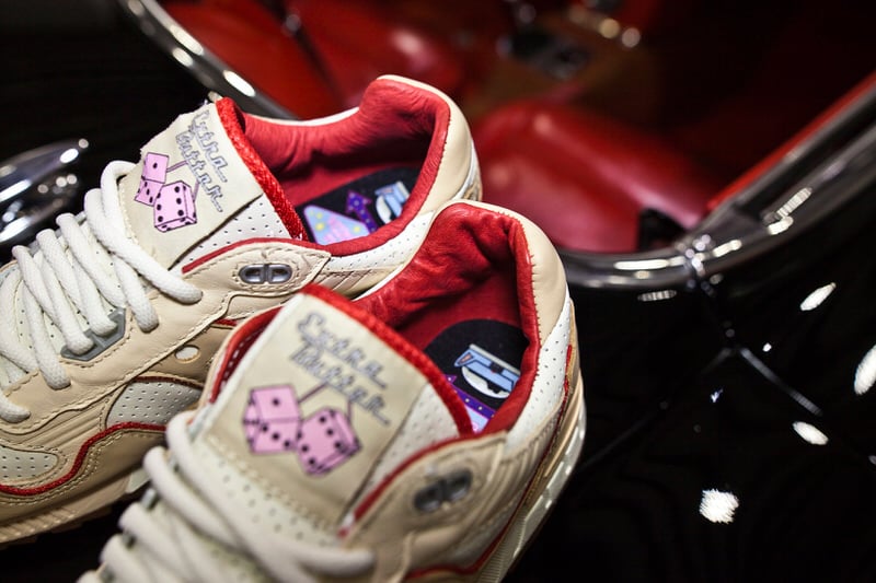 Extra Butter x Saucony For The People "Friends & Family"