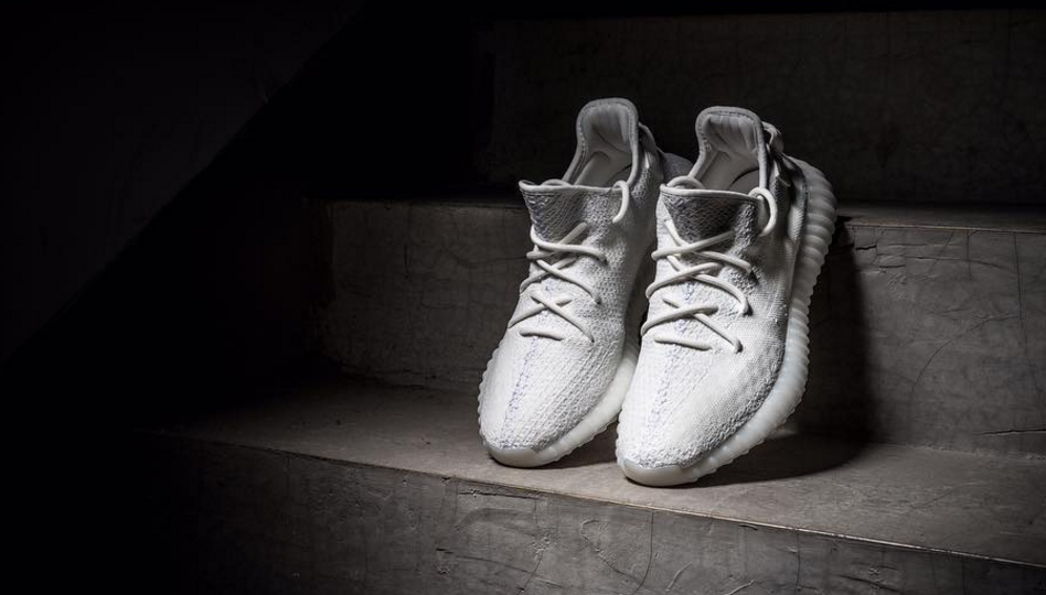 adidas Yeezy Boost 350 V2 &quot;Triple White&quot; // Preview | Nice Kicks