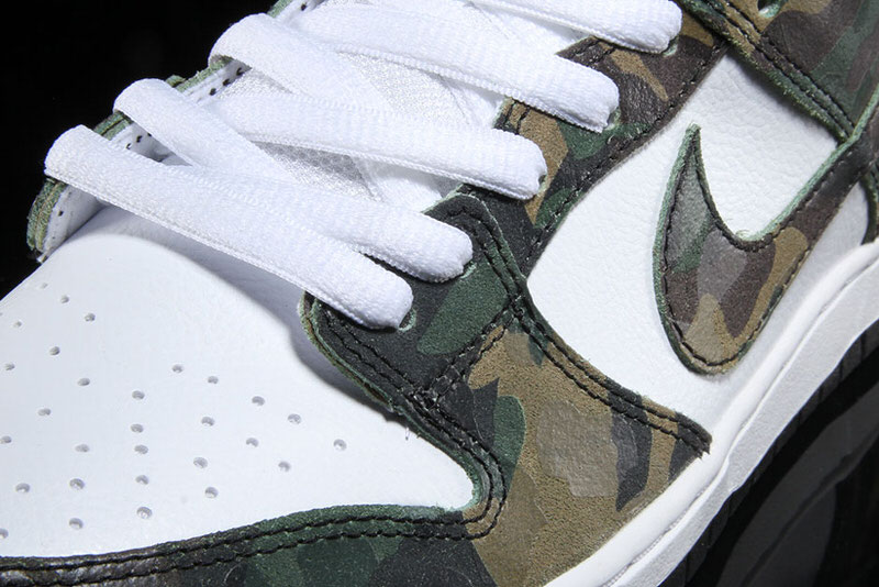 Nike SB Dunk Low Pro "Camo"