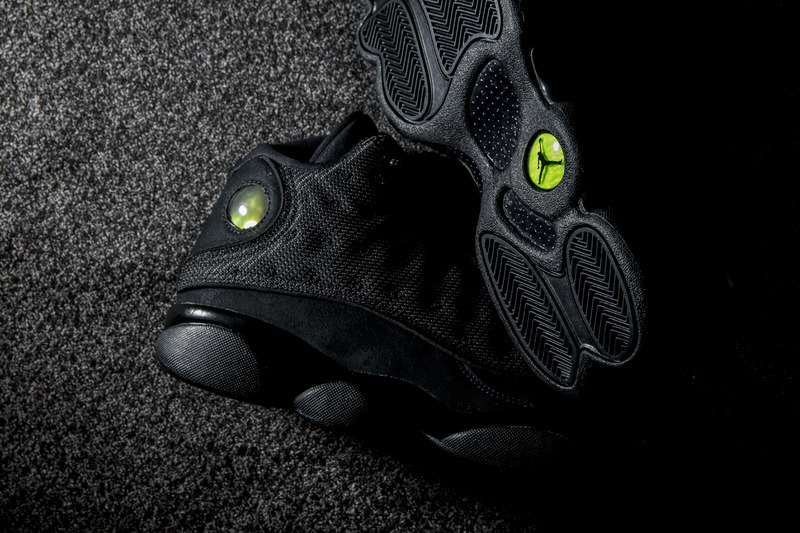 Air Jordan 13 Black Cat Drops Next Weekend