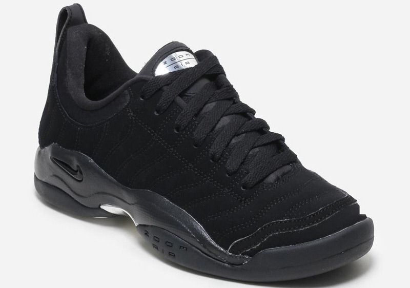 Nike Air Oscillate "Triple Black"
