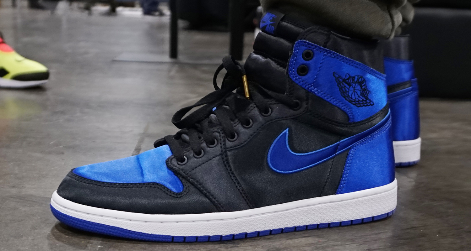 Air Jordan 1 Satin "Royal"