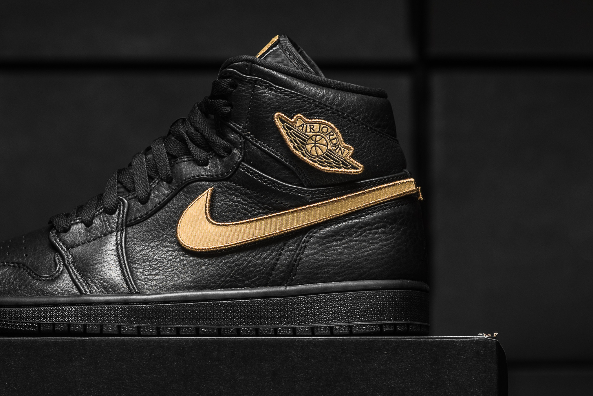 Air Jordan 1 High "BHM"