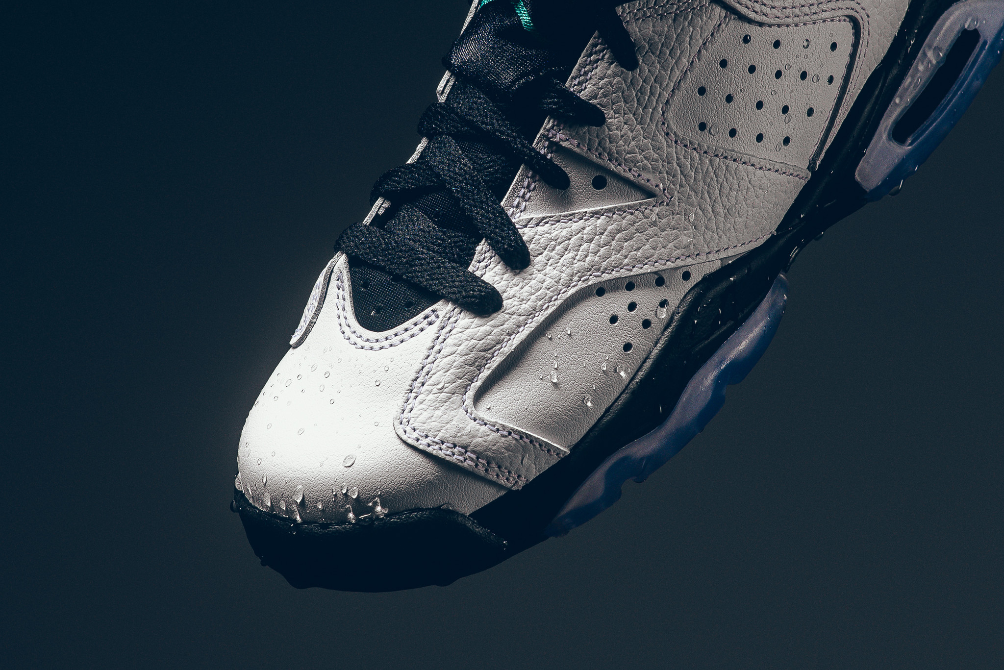 Air Jordan 6 "Hyper Jade"