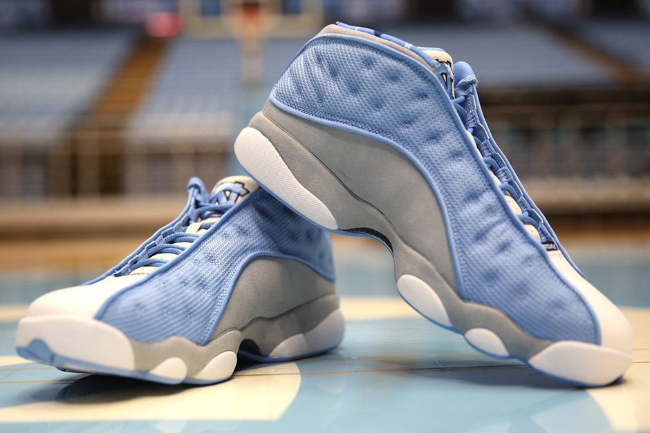 Air Jordan 13 Low "UNC" PE