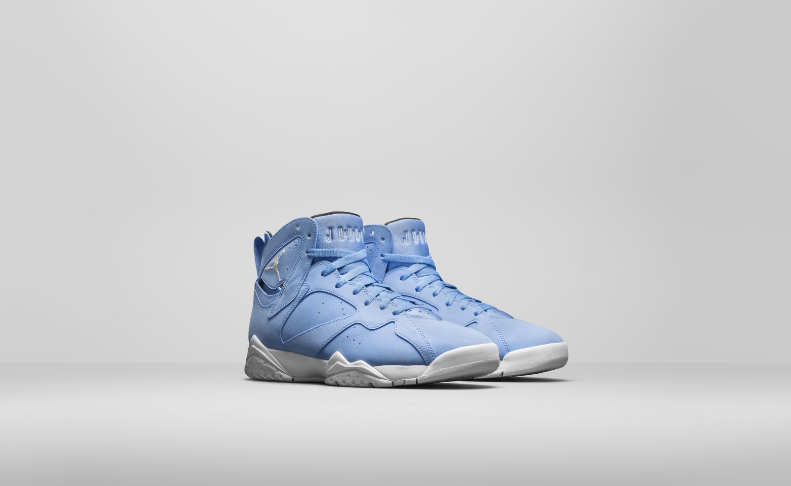 Jordan Brand Properly Releasing Air Jordan 7 University Blue from 2010 World Basketball Festival Nice Kicks