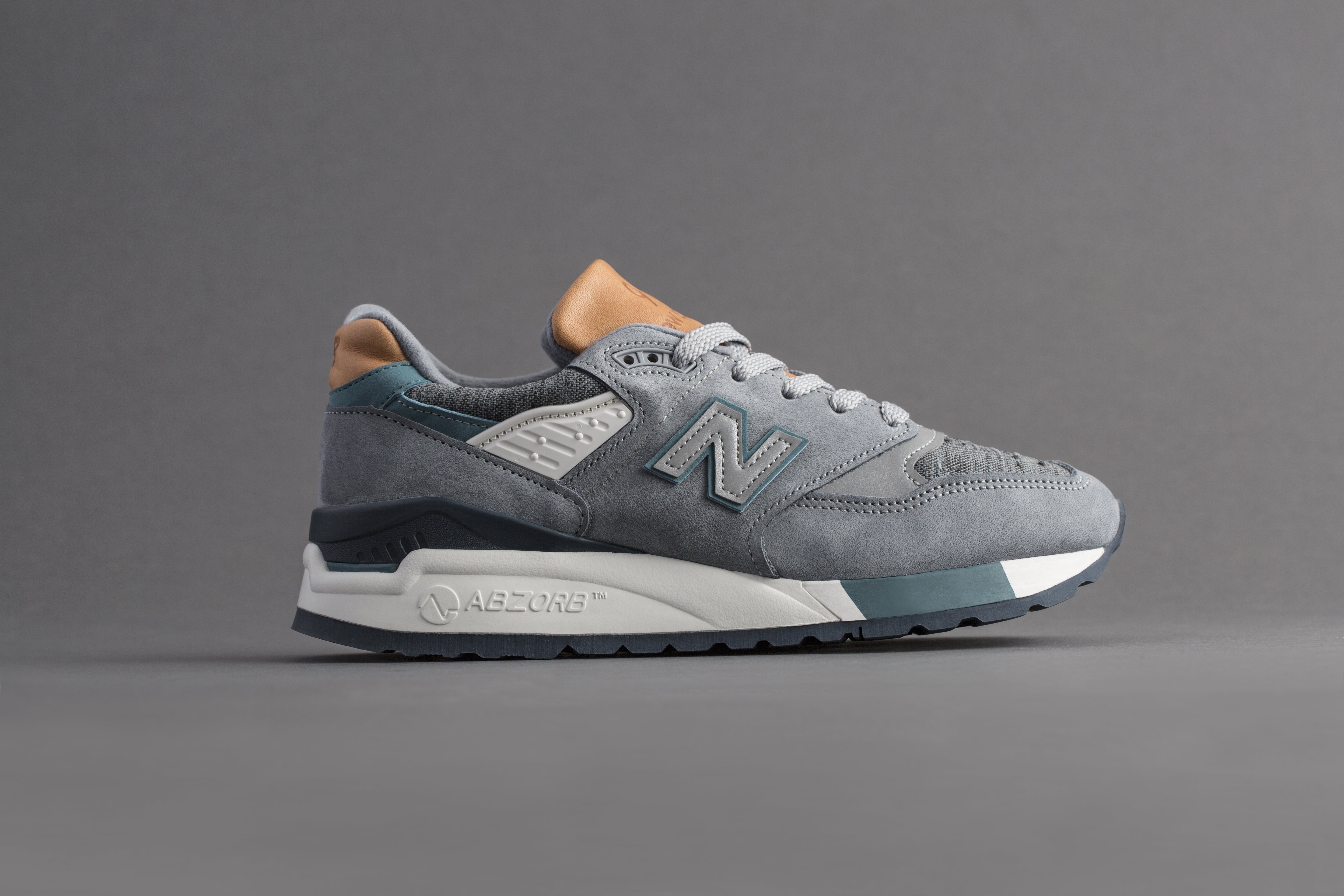 New Balance Women's MADE "Cross" Pack