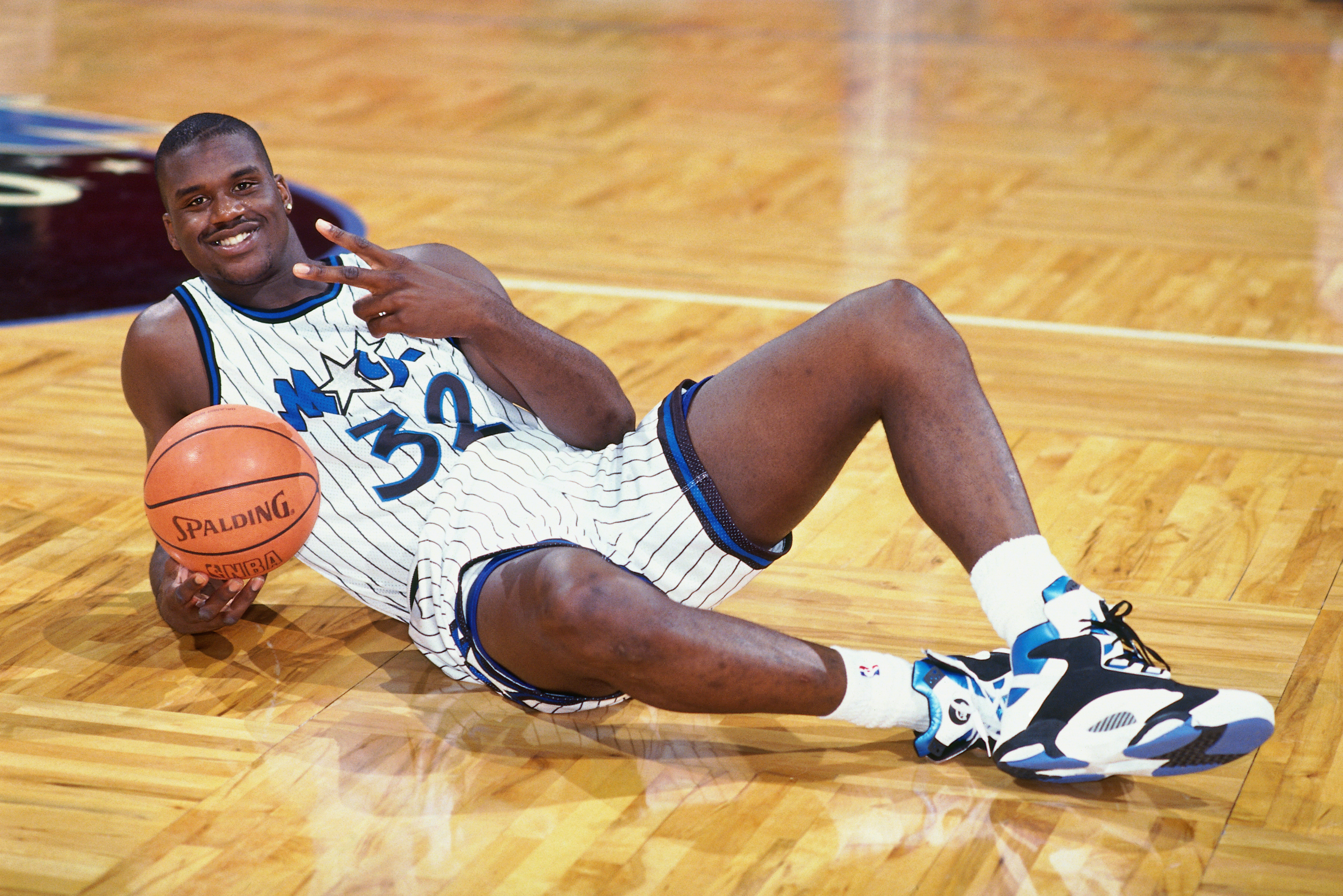 skechers shaq