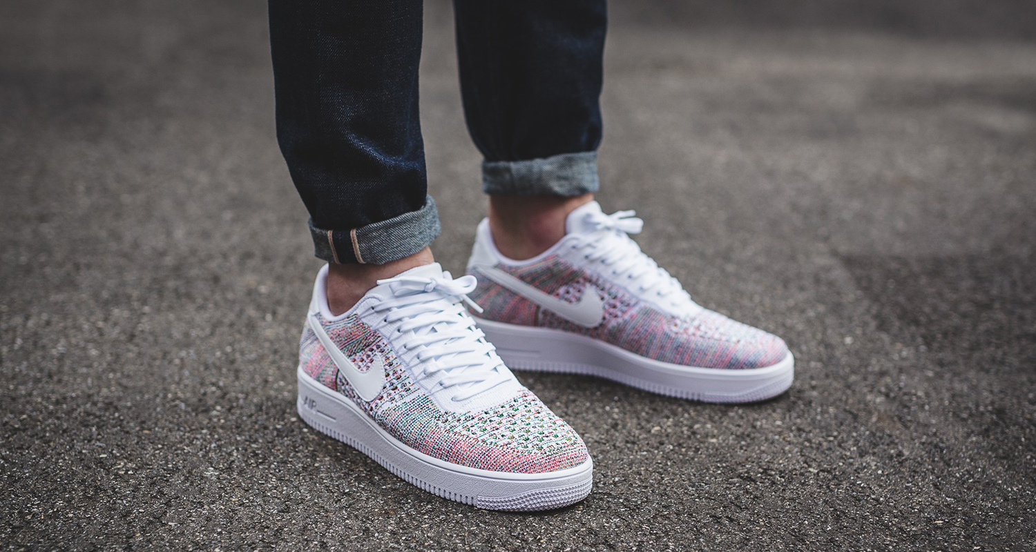 air force flyknit white low