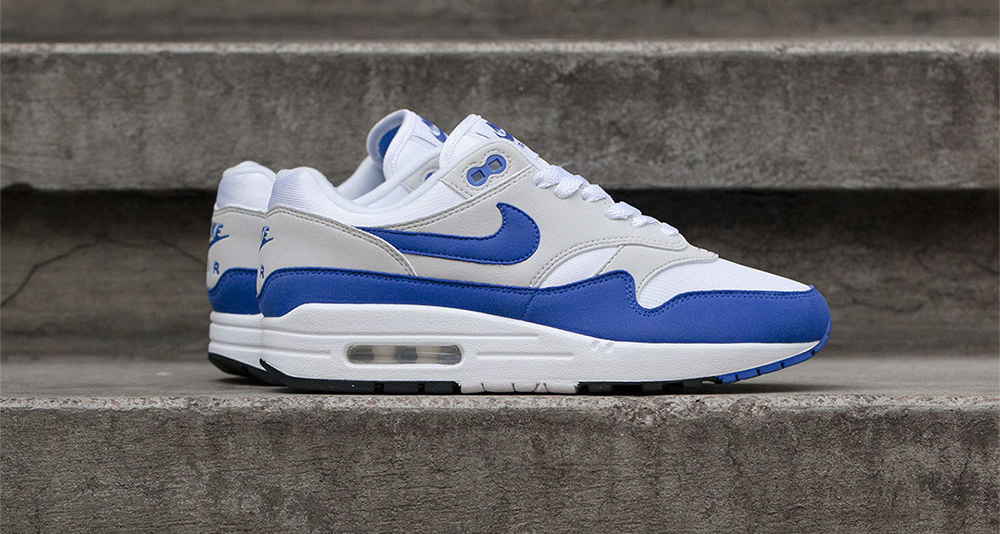 air max 1 white and blue