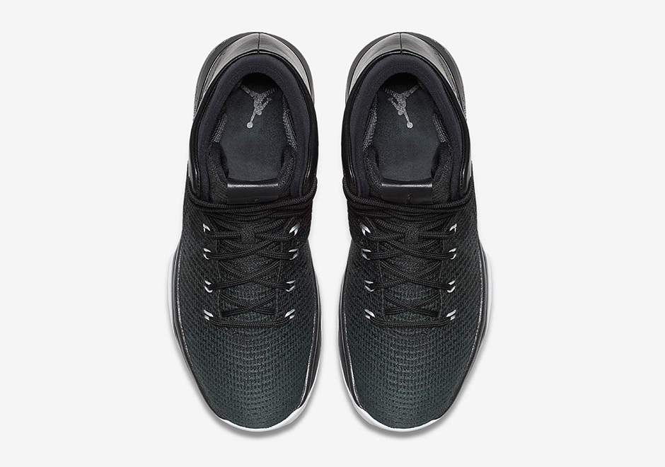Air Jordan XXX1 "Black Cat"