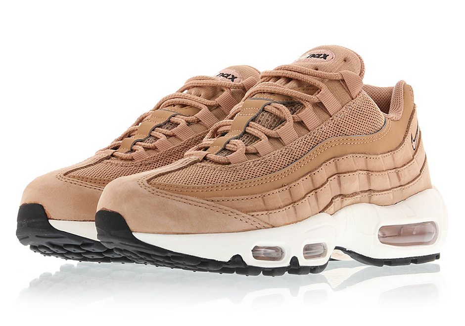 Nike WMNS Air Max 95 "Dusted Clay"