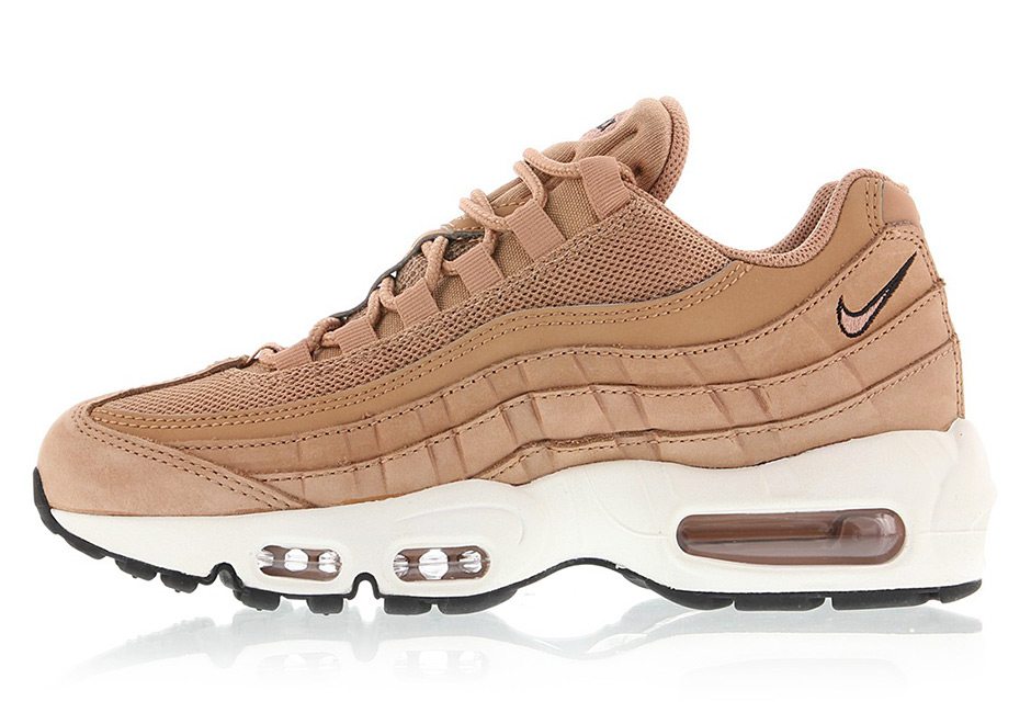 Nike WMNS Air Max 95 "Dusted Clay"