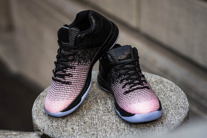 Air Jordan XXX1 Low Black/Pink