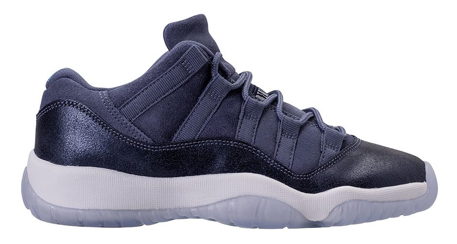 Air Jordan 11 Low "Blue Moon"