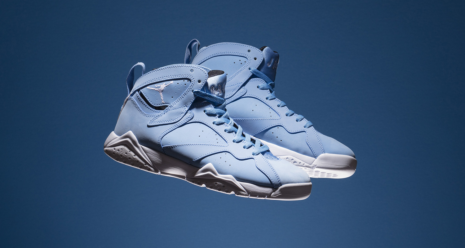 Air Jordan 7 "Pantone"