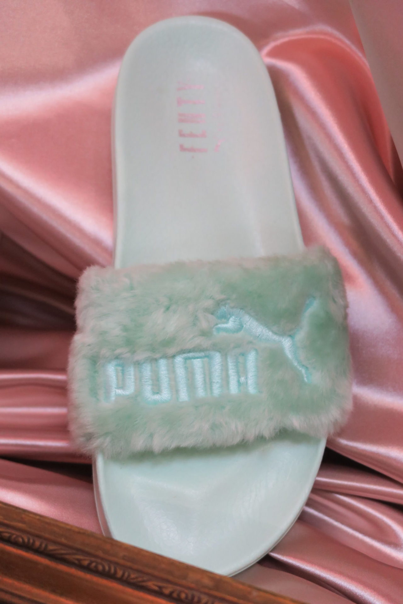 Rihanna x PUMA Fur Slide