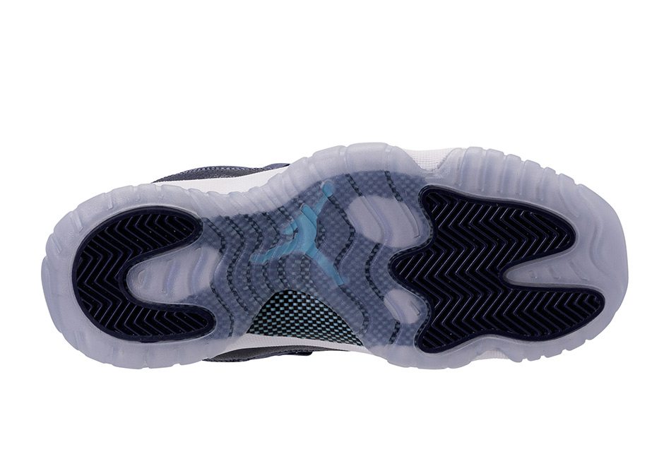 Air Jordan 11 Low "Blue Moon"