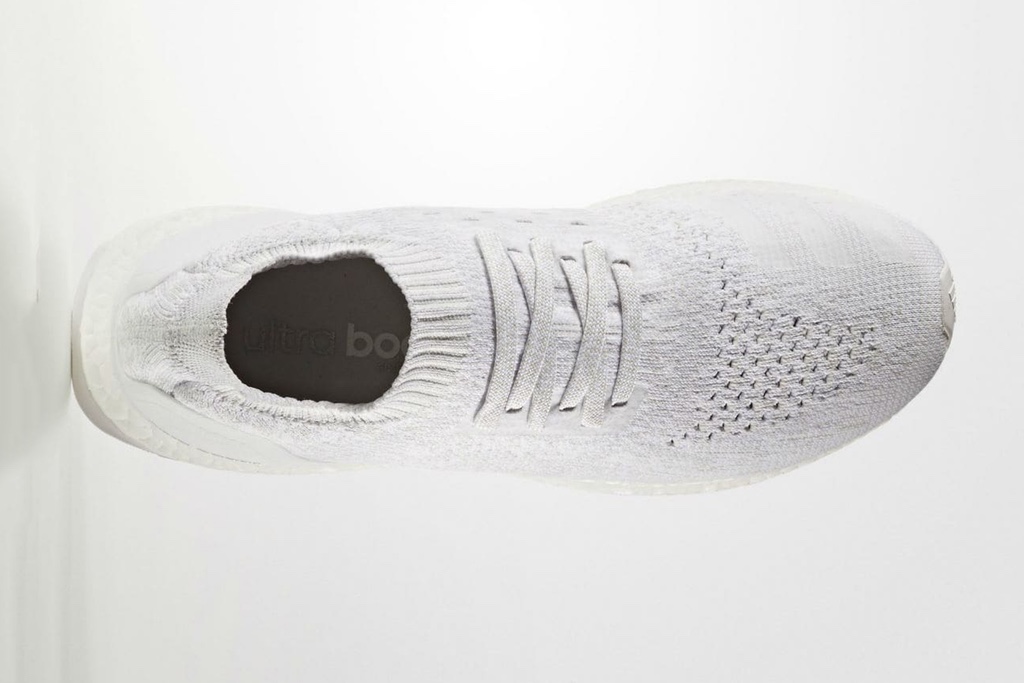 Ultra boost white 2.0 uncaged hotsell
