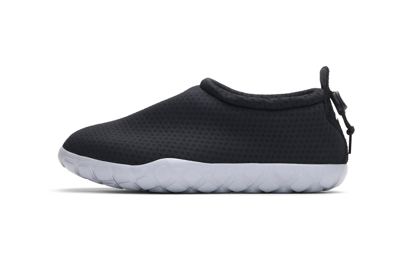 Nike Cools Down the Air Moc | Nice Kicks