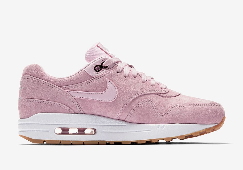 pink suede air max