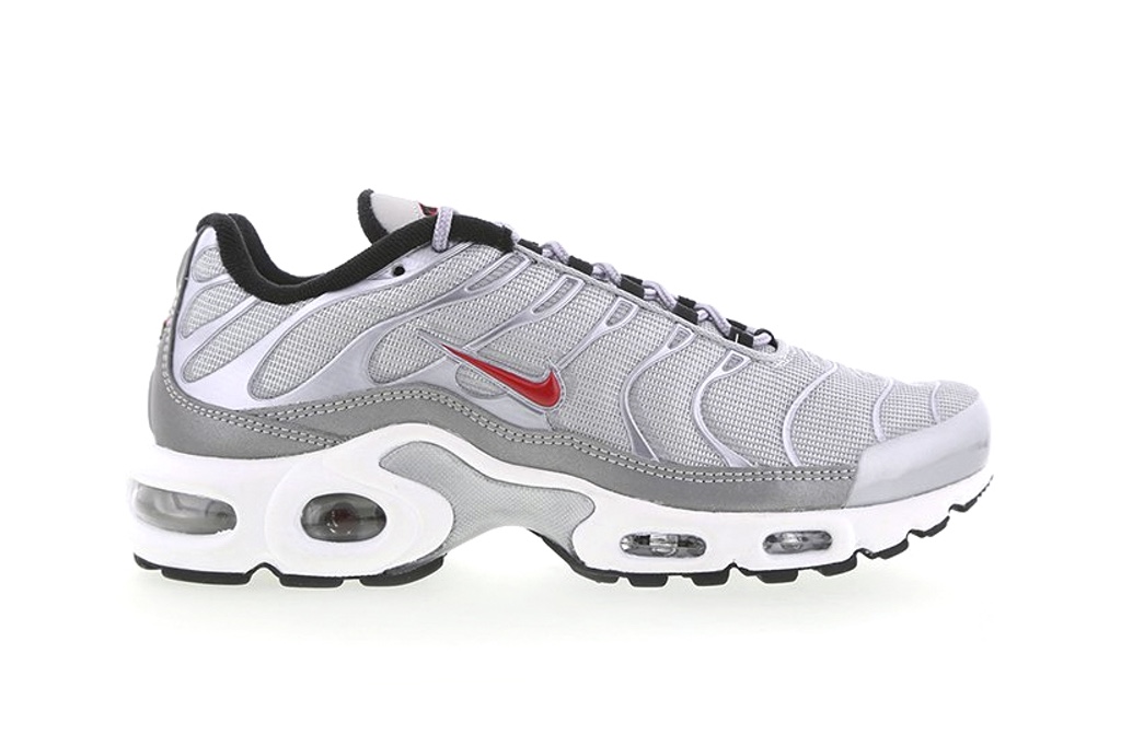 Nike Air Max Plus "Silver Bullet"