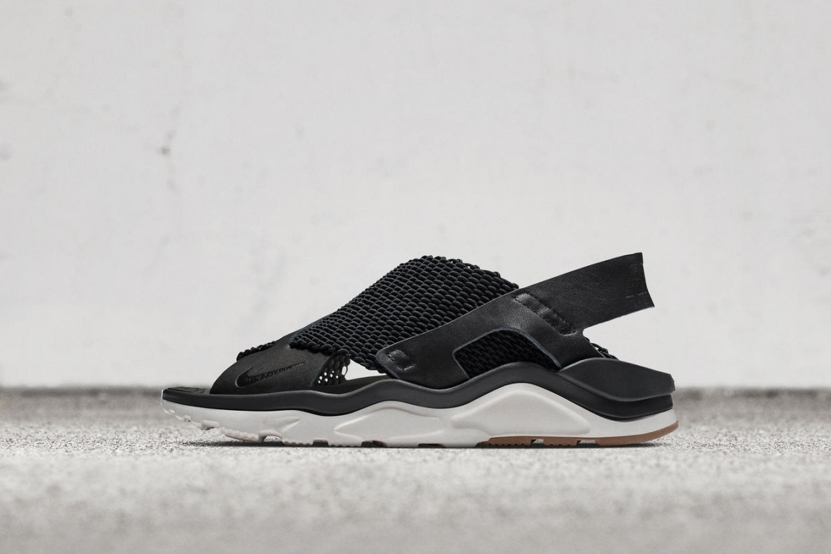 nike air huarache ultra sandals