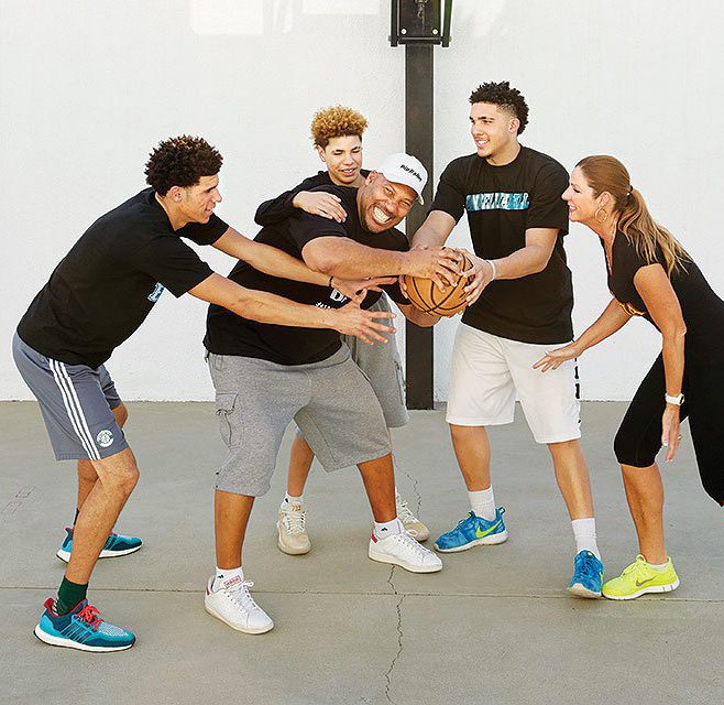 Big Baller Brand is photoshopping the entire Ball family as Lakers