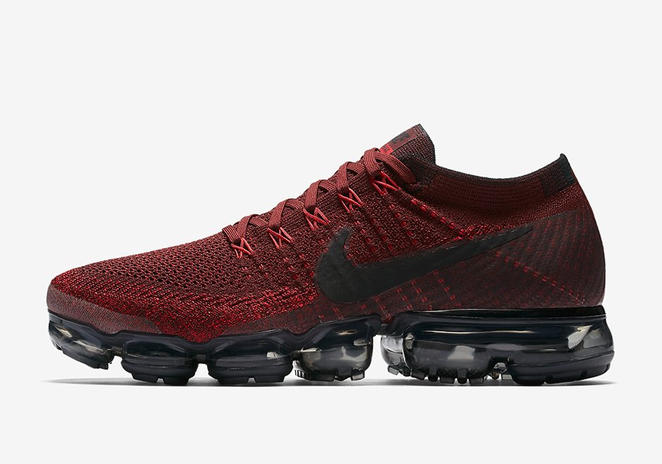 Nike Air VaporMax "Team Red"