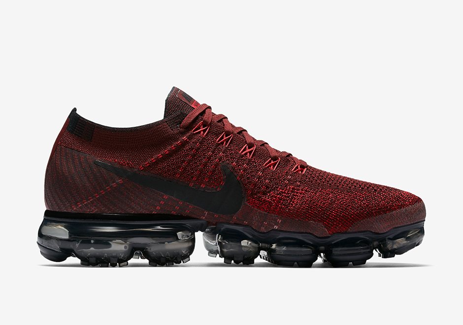 Nike Air VaporMax "Team Red"