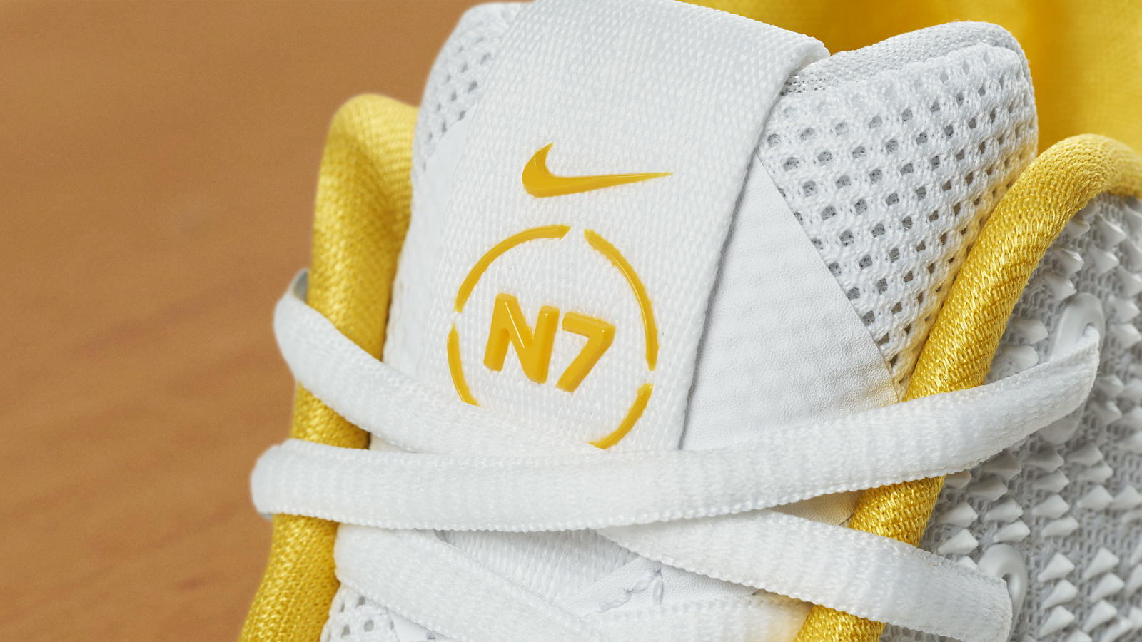 Nike Kyrie 3 N7
