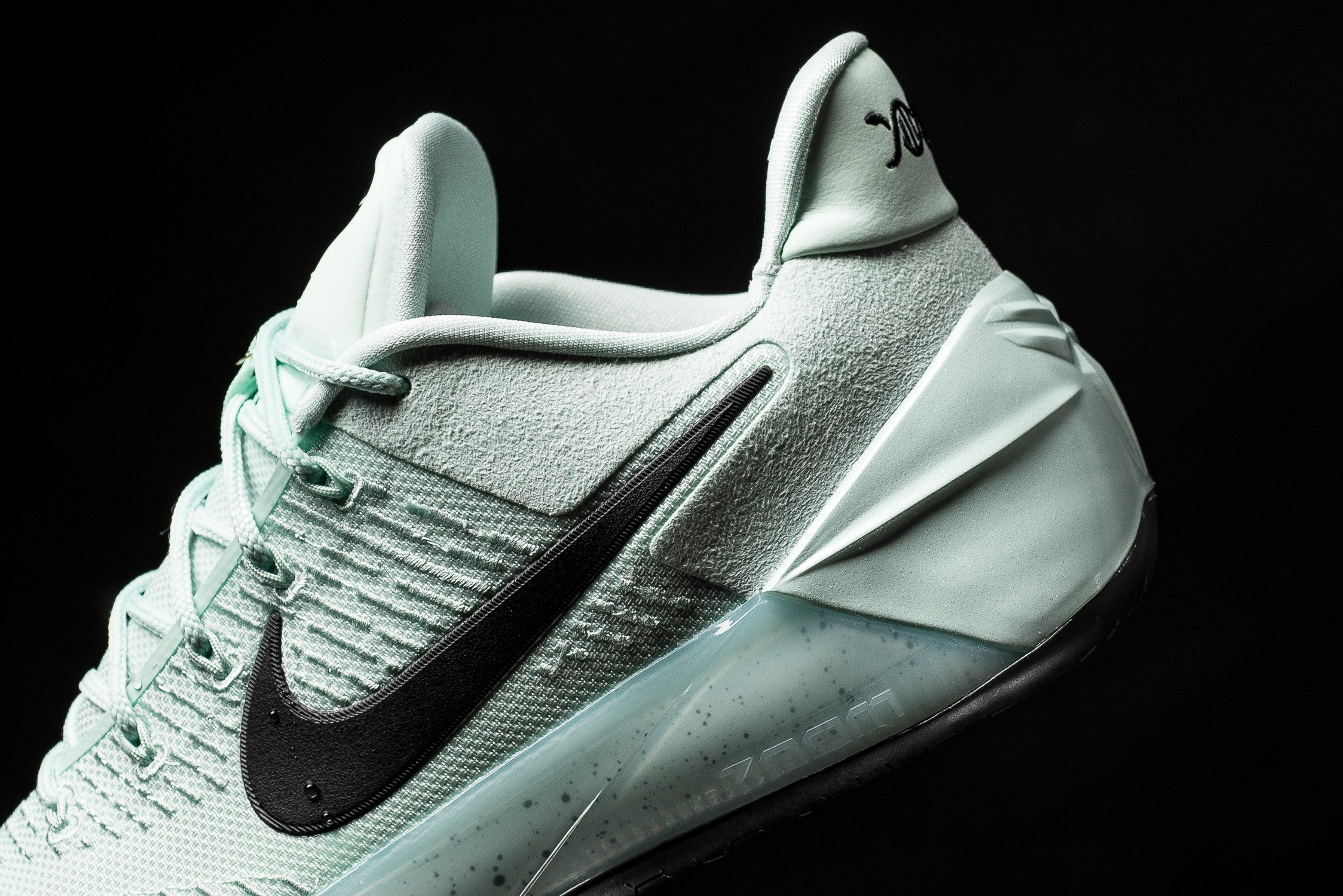 Nike Kobe A.D. "Igloo"