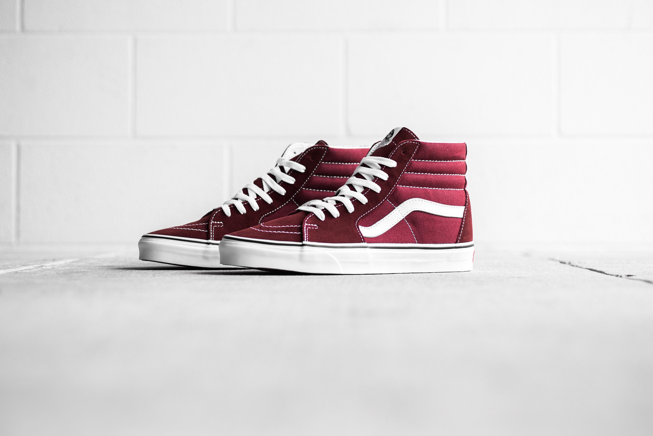 vans sk8 hi reissue burgundy