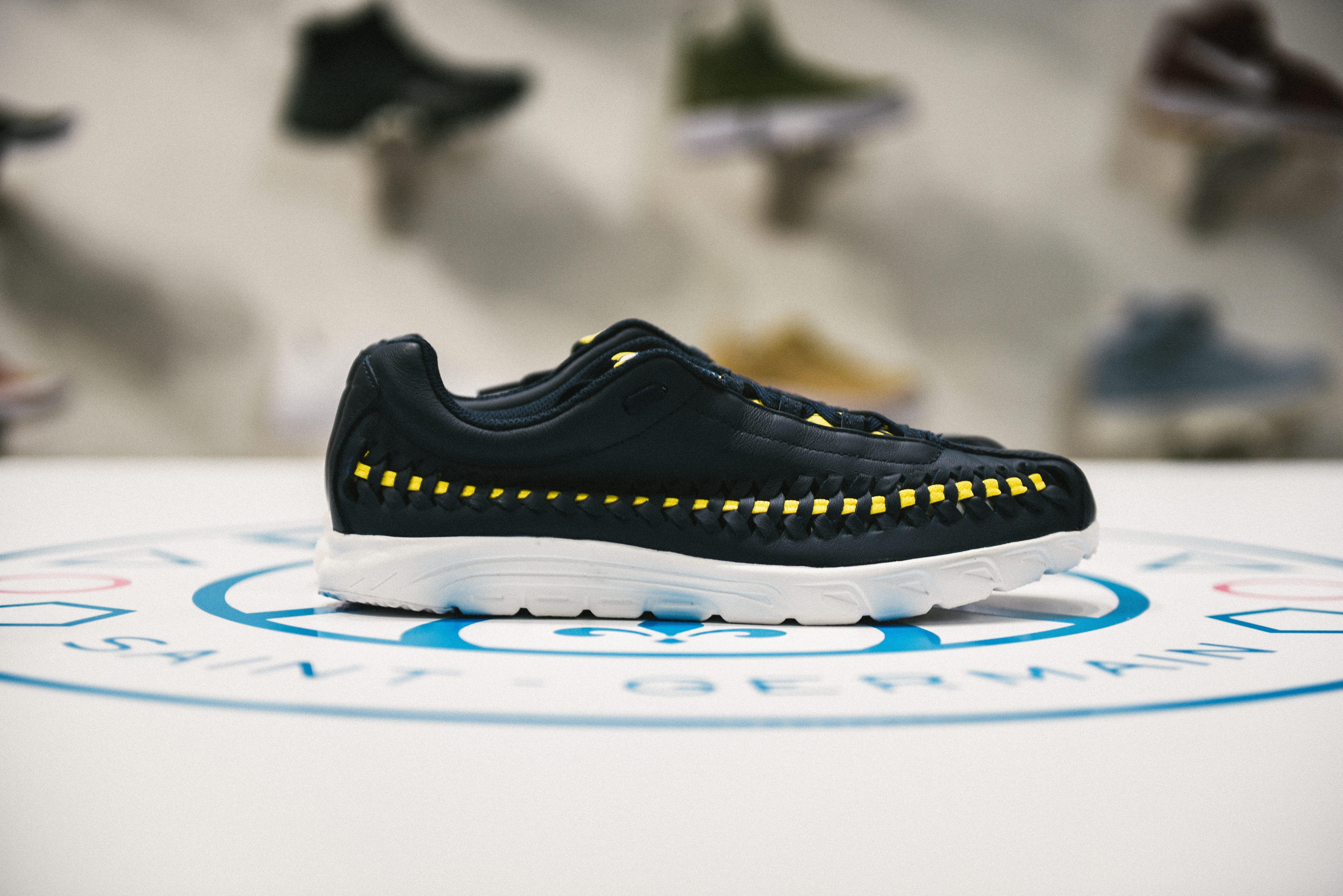 Nike Mayfly Woven "PSG" Custom