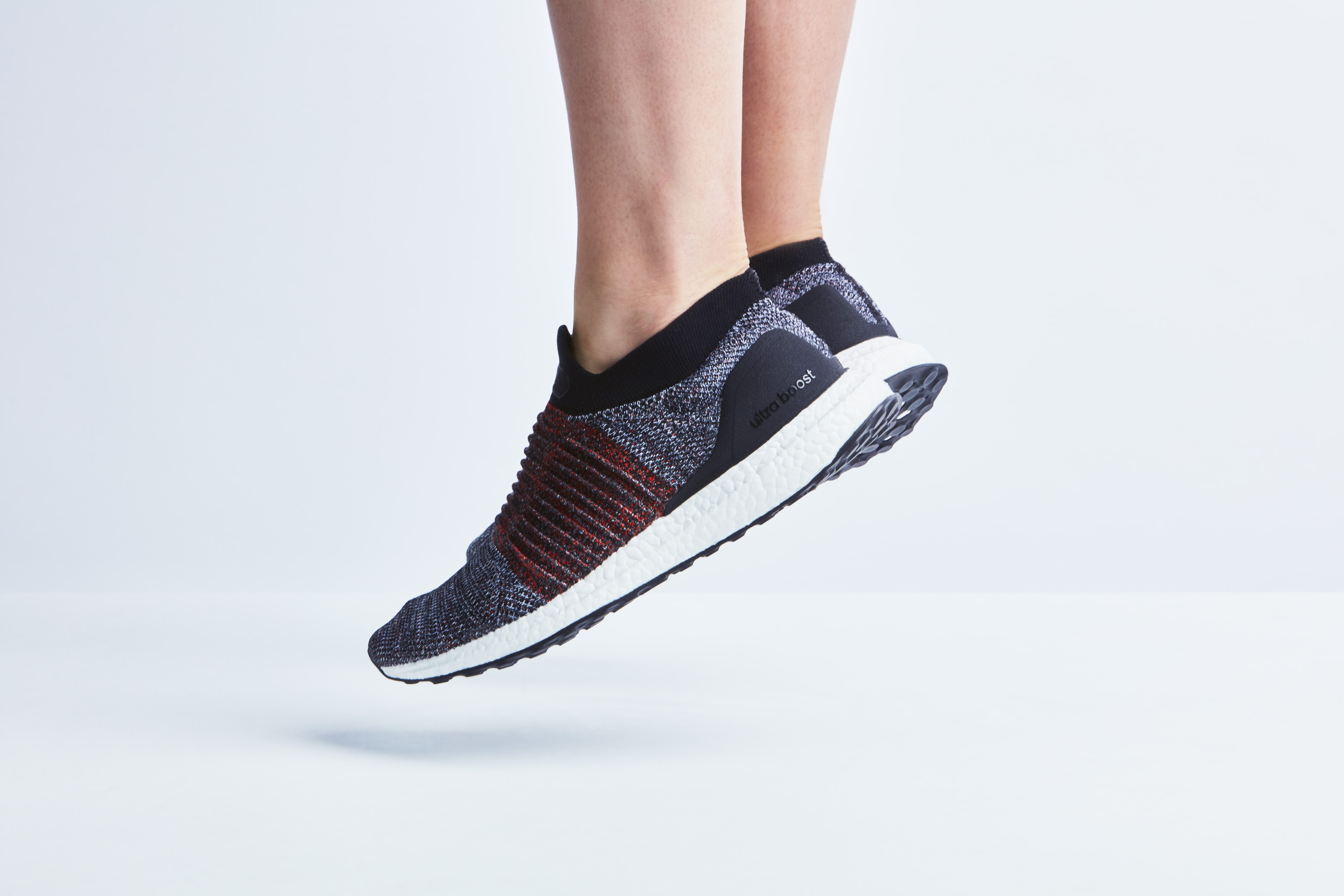 adidas UltraBOOST Laceless