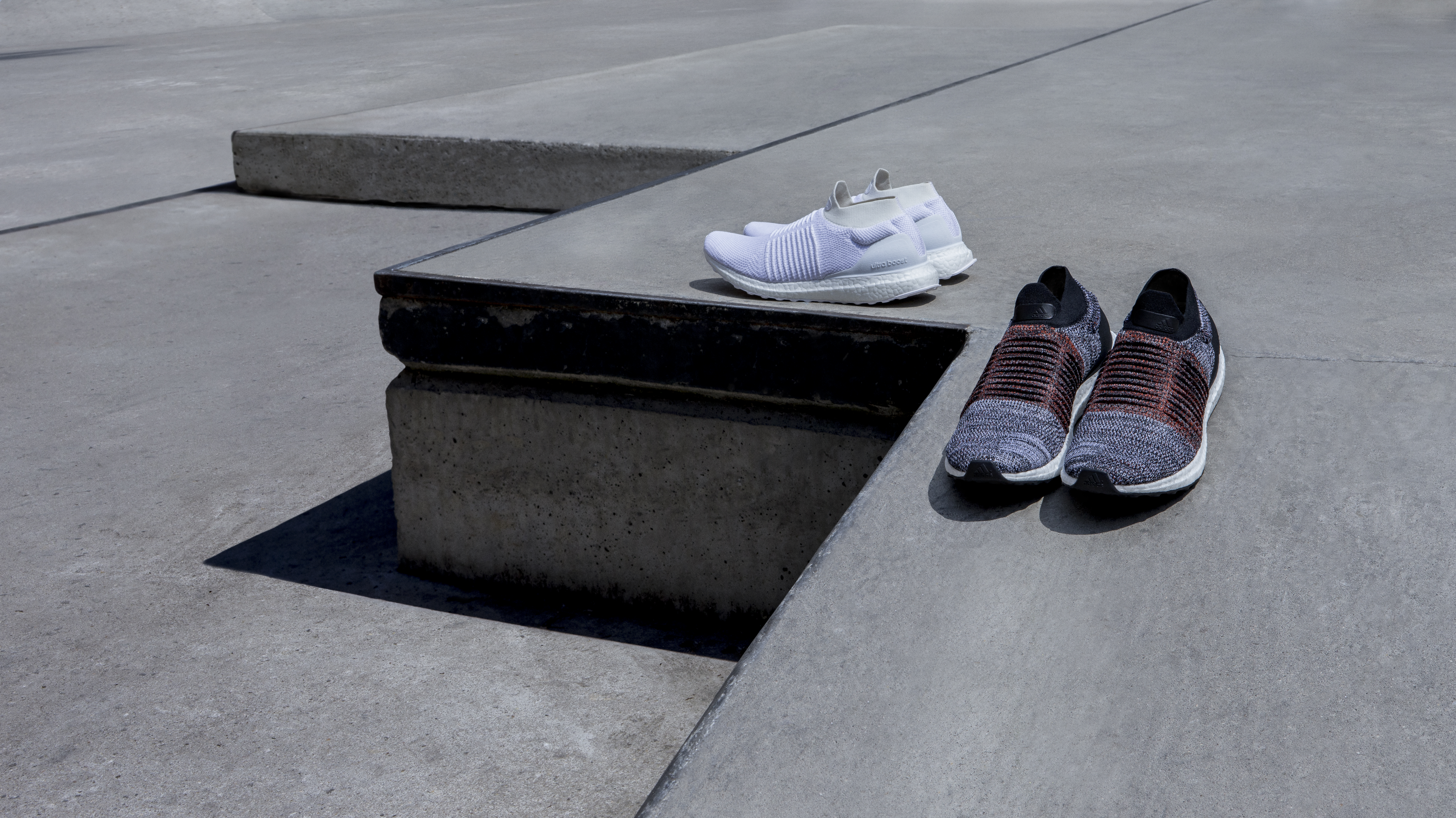 adidas UltraBOOST Laceless